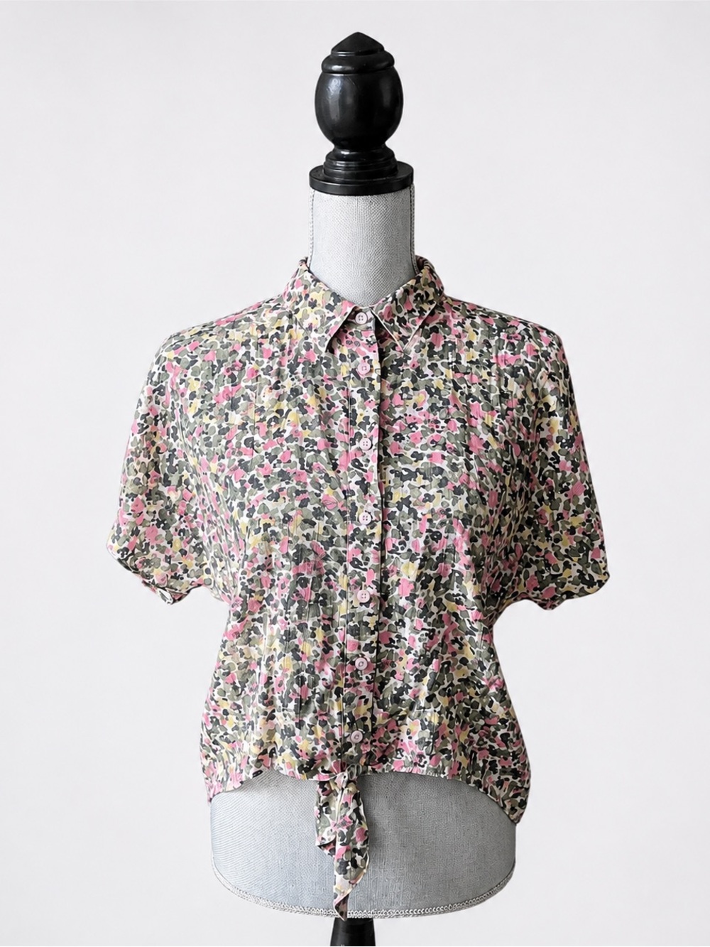 NINE WEST cottagecore ditzy floral button down tie from short sleeve top small